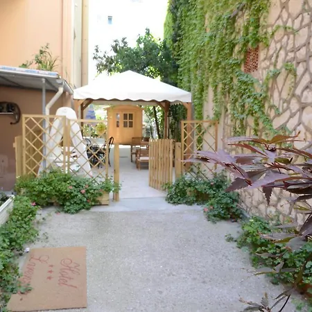 Albergo Larenzia-3